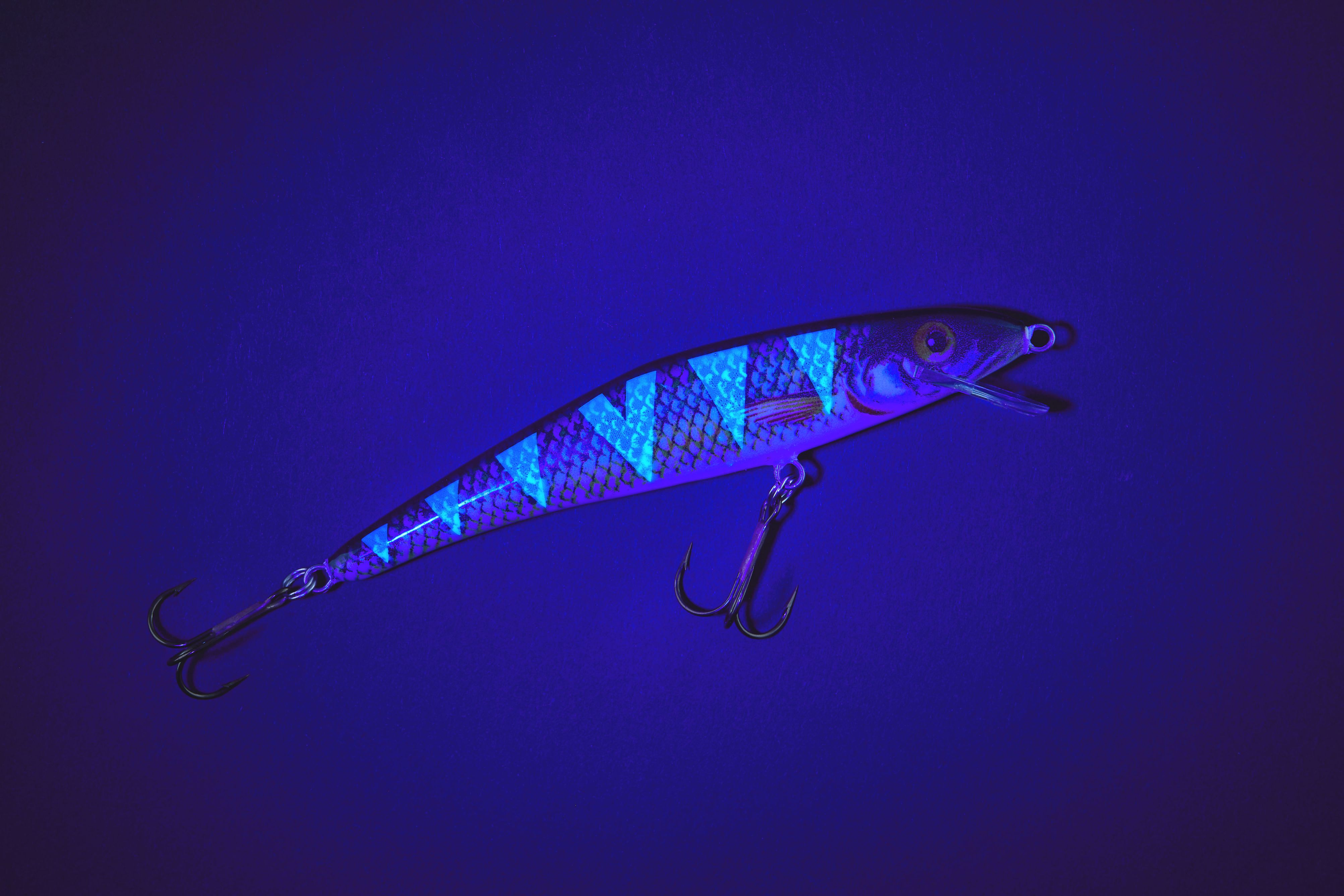 MK Adventure UV Booster NATURE Wobbler Shallow Runner Barsch 7cm